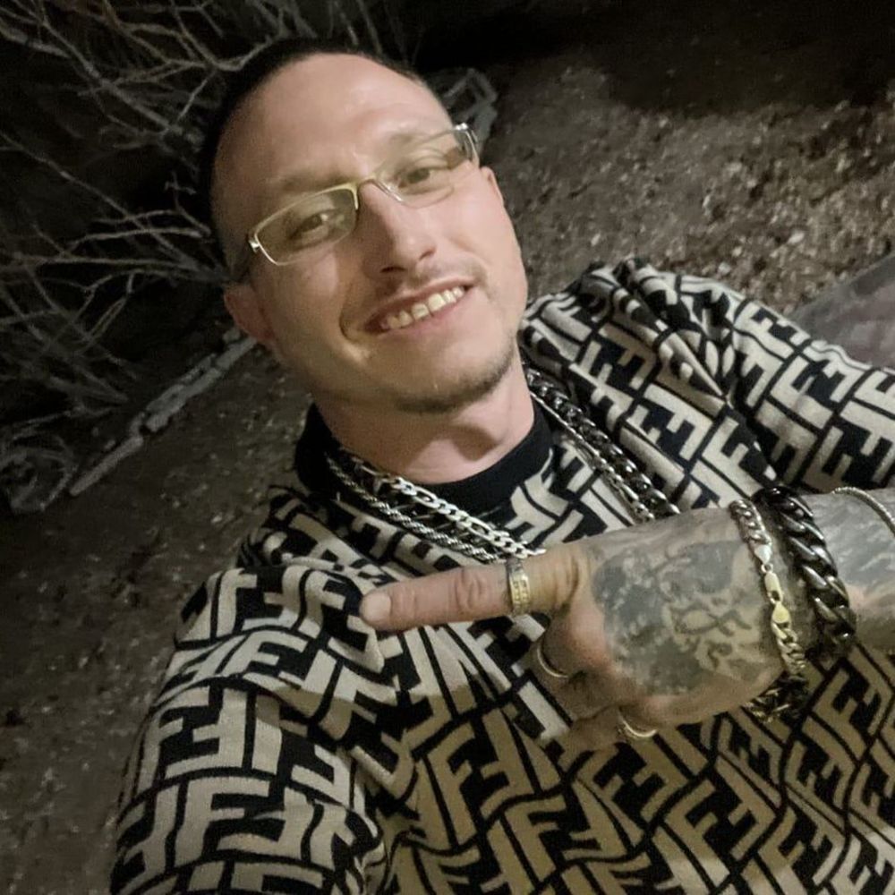 Meet your Posher, Jasper